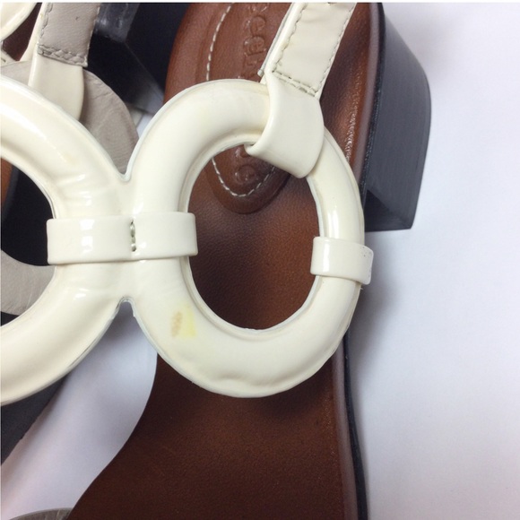 See by Chloe Patent Leather Circle Heeled Sandals - Picture 9 of 12